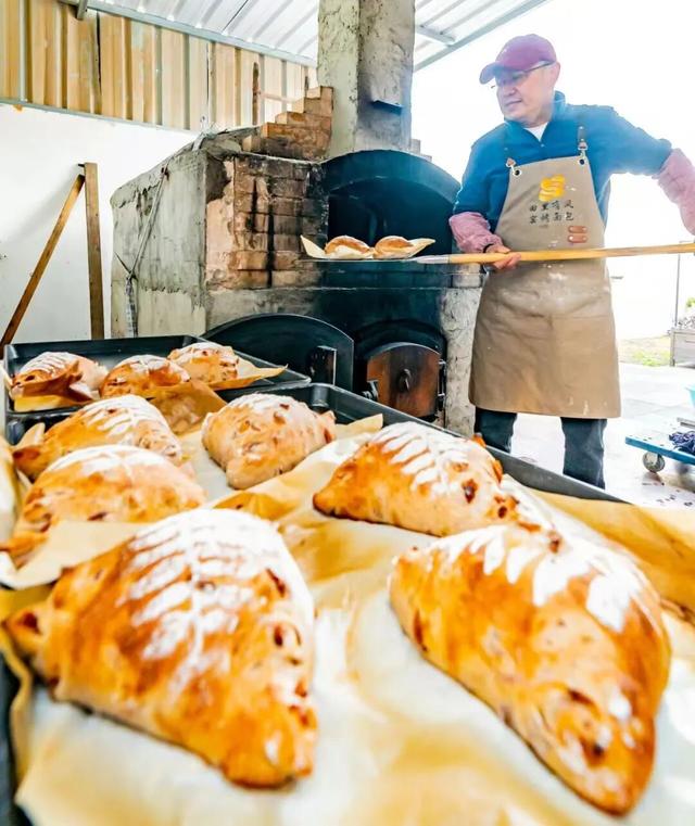 域见上海·域见奉贤｜马年遛娃好去处！奉贤这家马术俱乐部，能骑马、DIY马蹄铁……还藏着冠军马