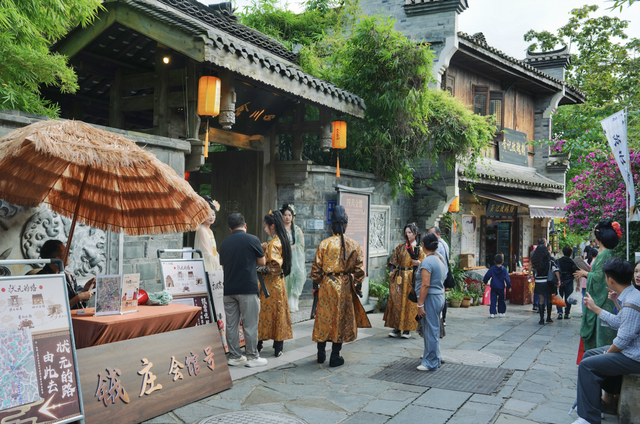 “状元的路”怎么走？青岩古镇一日精华打卡路线图