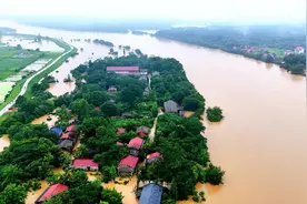 防汛一线｜江西锦江河洪水红色预警，电信铁军时刻守护！图片