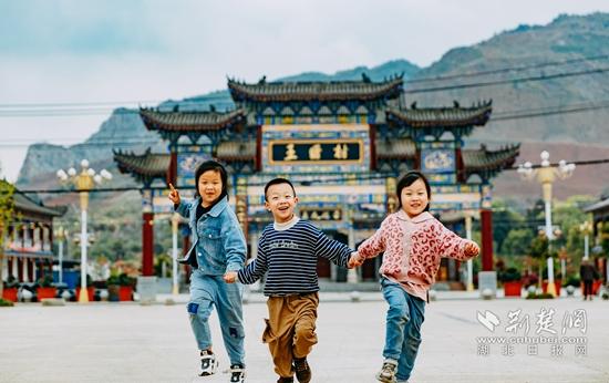 东湖评论丨“诗画阳新”，是一场多彩的浪漫远征
