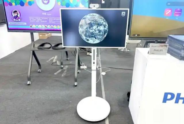 2025上半年闺蜜机销量增长45.4% 三星、TCL、海信、LG、小米全球彩电TOP5品牌均布局
