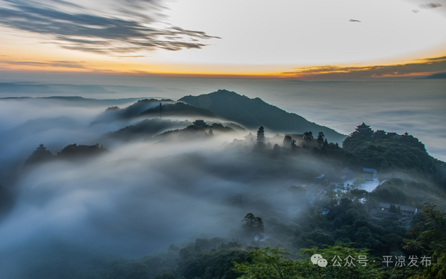一入崆峒便为仙
