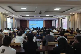 从古梨园到新农店，“中国雪花梨之乡”如何在拼多多开启新篇章？图片