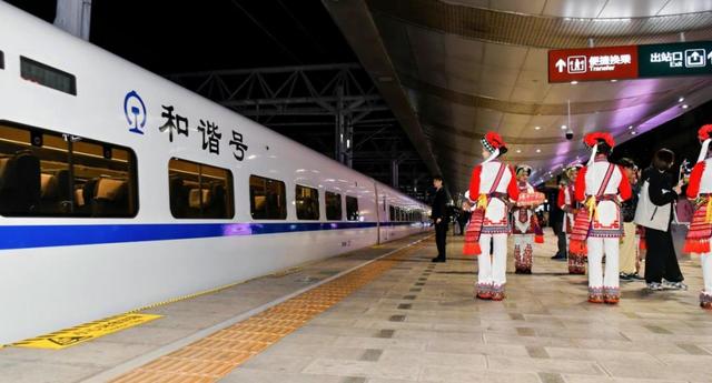 2000余人齐聚弥勒这里！太嗨了～