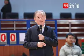 燃！南农67岁院士带来一场篮球思政课图片