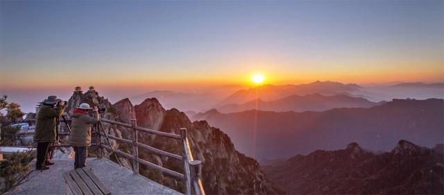 谁懂啊！老君山5月神仙观景时段，错过再等一年