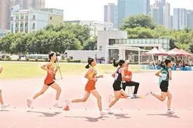 2024年光明区第十七届中小学生田径运动会举行图片