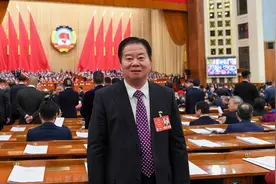全国政协委员、大湾区进出口商业总会会长林龙安：AI大模型为跨境电商带来机遇和变革，应加快推动融合发展图片