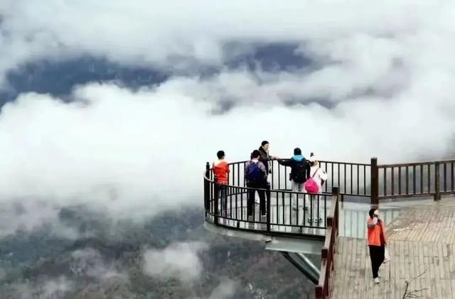 雪顶太白山｜提前邂逅冬日白雪