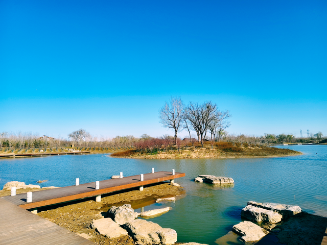 初冬北京，碧水蓝天美景好治愈