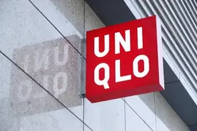 优衣库创始人表态不用新疆棉，外交部回应：希望企业排除干扰图片