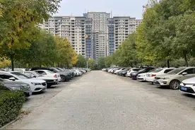 济南出台公共停车设施管理及奖补新规 每建一个停车位最高奖2万元图片