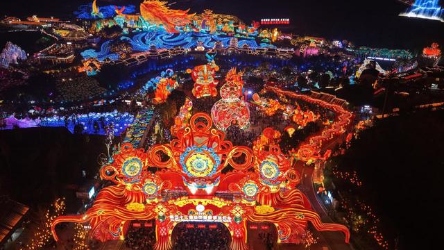 春节假期，四川共接待游客5860.97万人次