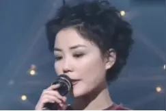 【每日听首粤语歌】王菲“徘徊彷徨路前回望这一段 你吻过我的脸”传唱度很广的粤曲图片