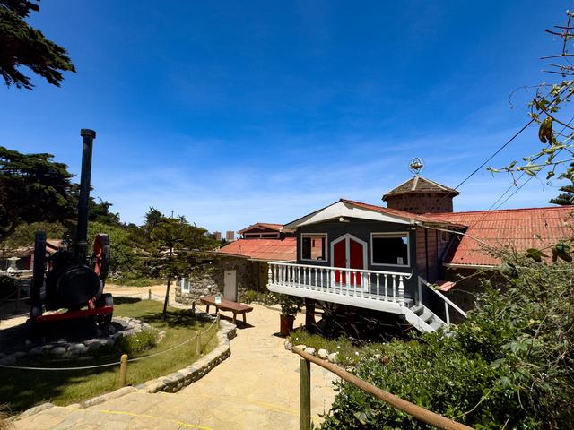 行走拉美手记丨在黑岛的波涛中读懂聂鲁达