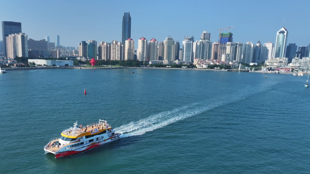 【家国同庆 悦享奥帆】十一黄金周 海上“浪”起来！50分钟魅力三湾，邂逅百年青岛！