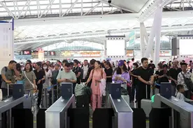 广铁暑运累计发送旅客超1亿人次图片