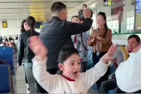 随便一跳都是“小热巴” 舞蹈天赋都刻在了DNA里图片