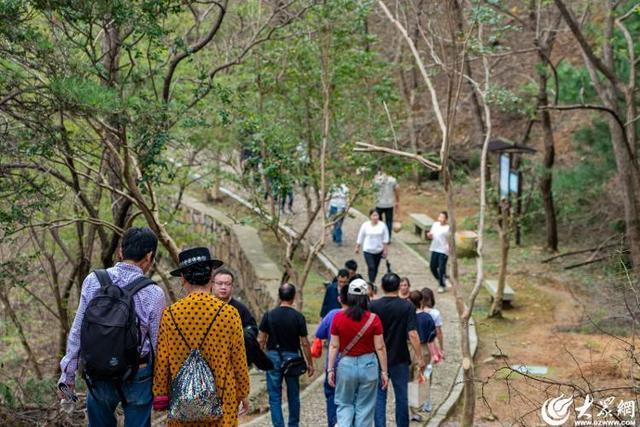 2025青岛西海岸山野生活节“走”热青岛西海岸新区秋季文旅市场