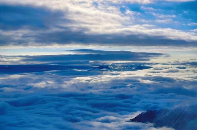 “云上瓦屋” 上线！本周绝美云海频出，这仙境谁看谁震撼！