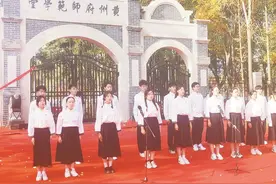 黄冈师范学院举行“黄州府师范学堂”校门落成仪式图片