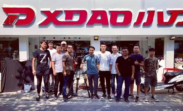 百万年薪系列011：月薪1300的合同工爆改北京二环胡同，最穷时借遍了所有网贷平台