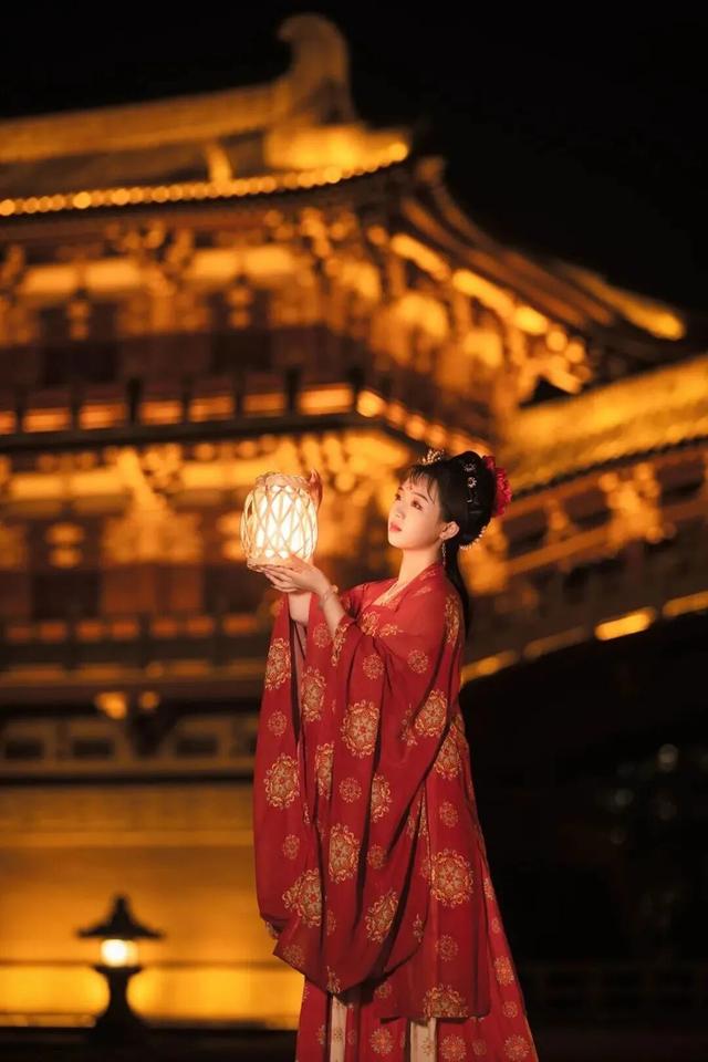 太骄傲！赵立坚又推介洛阳！