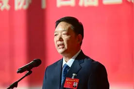 聚焦洛阳两会丨市政协委员安占立：构建特色养老服务体系 让老人安享幸福晚年图片