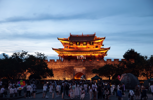 云新闻观察丨旅居云南，何以出圈？