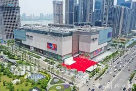 武昌万象城揭开神秘面纱图片