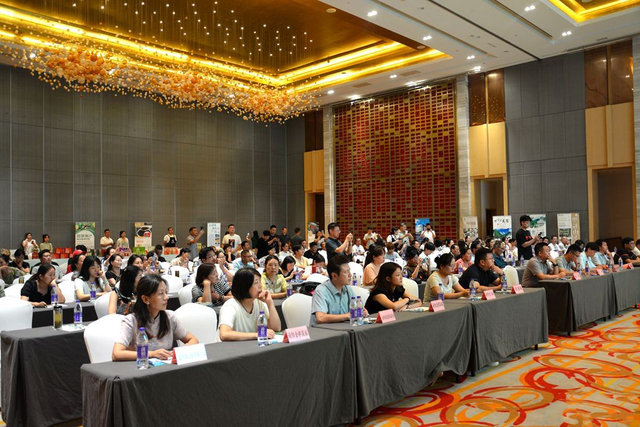 同饮丹江水 共赴22℃清凉之约——商南体旅康养推介会在南阳实力“圈粉”