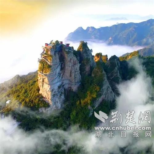 丹江口太会玩！中国文旅产业博览会“一库碧水”+ 萌文创出圈，门票抢空还想二刷