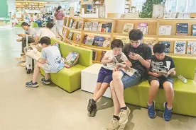 幼升小、小升初、初升高，谨防“衔接攻略”误导，暑假里莫把孩子赶向“抢学”跑道图片