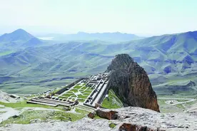 纳希切万，雪山环抱的传说之地图片