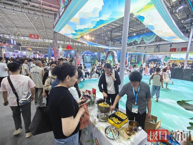 “秘境恩施”圈粉无数，《土家迎客歌》唱响中国文旅博览会