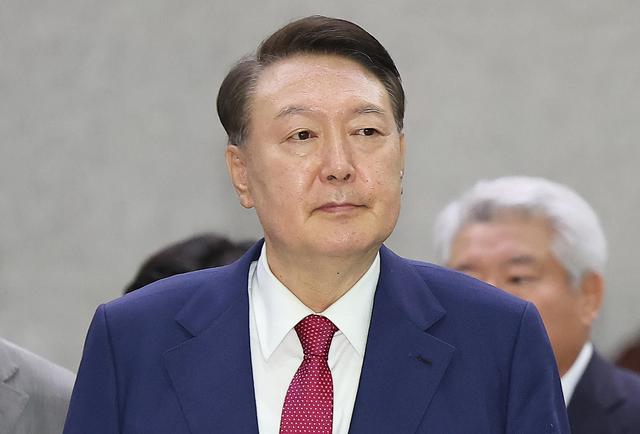 僵持140分钟 尹锡悦拒捕现场曝光