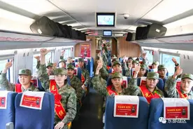 东部战区海军2023年首批秋季新兵入营啦！图片