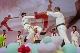 庆“六一”艺术节，这所学校所有学生都是主角图片