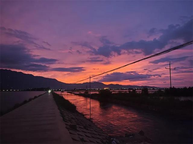 旅居红河 村长有请丨明日黄昏，可愿赴一场落日之约？