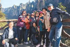 成银发旅游热门目的地图片