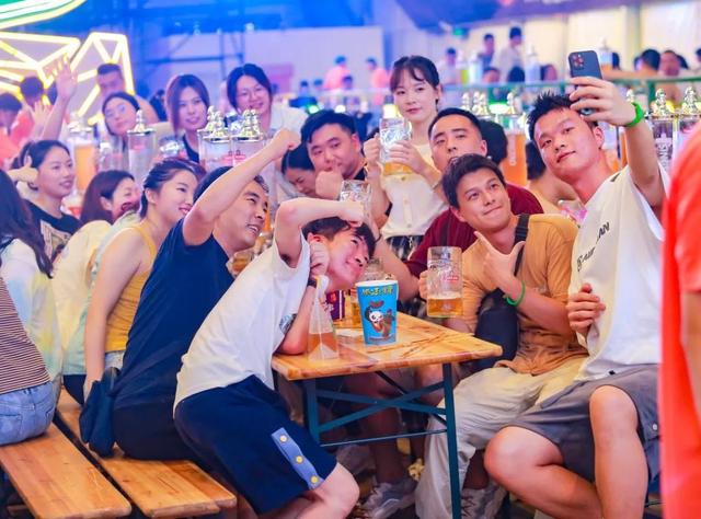 半岛聚焦丨哈酒场地、文艺演出、出行指南、开幕式门票……一文“玩转”青岛国际啤酒节