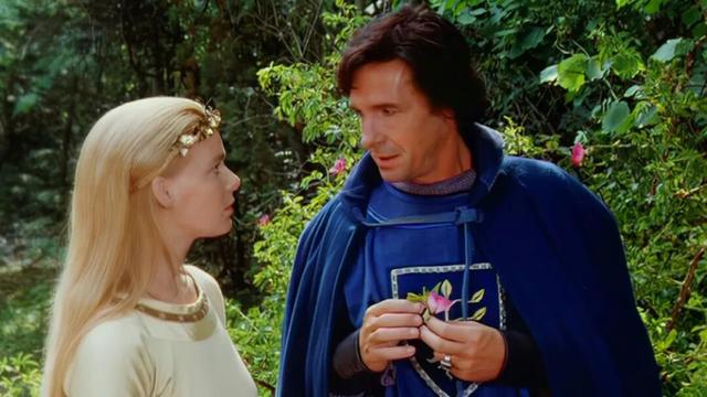 张海律：比追极光更难的，是把车开出西西里的山城