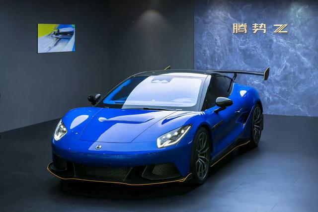 早报｜第十五届全运会正式开幕/最高法将对「开门杀」等问题作出规定/ 4.99 万元起，京东第一辆车正式发布