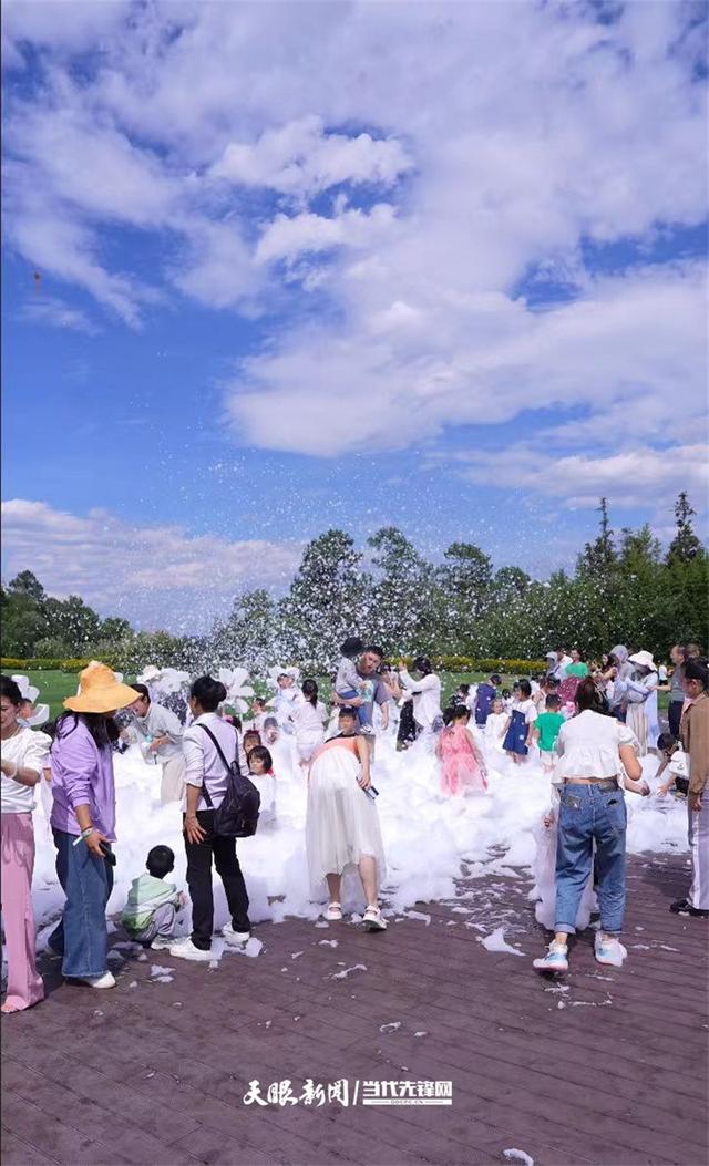 【不一样的生态游】23℃的森林间，藏着树屋下的魔法奇遇