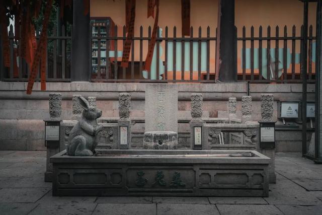 十里秦淮生烟雨 千年文枢耀金陵