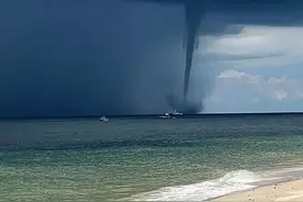 场面震撼！广西一地惊现“龙吸水”！图片