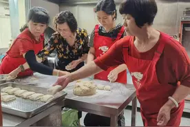 翔安区民安街道打造“海屋阁爱心食堂”，为老人提供免费午餐图片