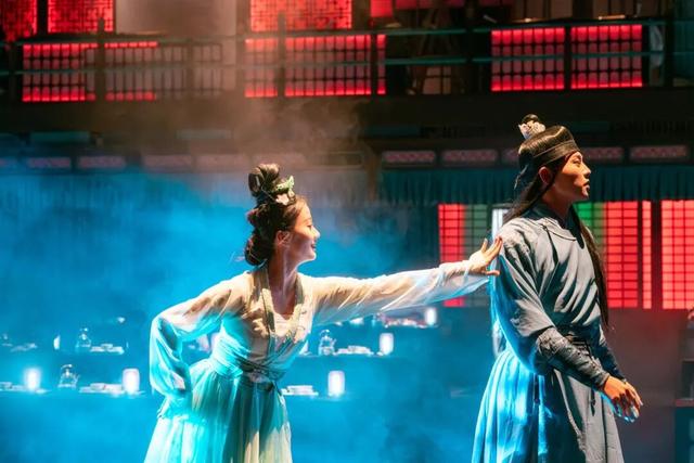 河南开封清明上河园《清明上河·宋宴》沉浸式餐秀首获国家级大奖！