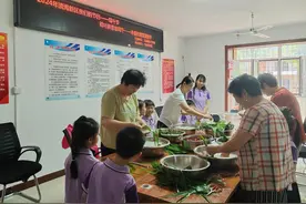 大港街道福华里社区：粽叶飘香迎端午 党群情深送温暖图片