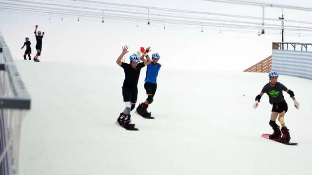 看大熊猫+逛城厢村糖会，这条「萌甜双buff路线」，快收藏！